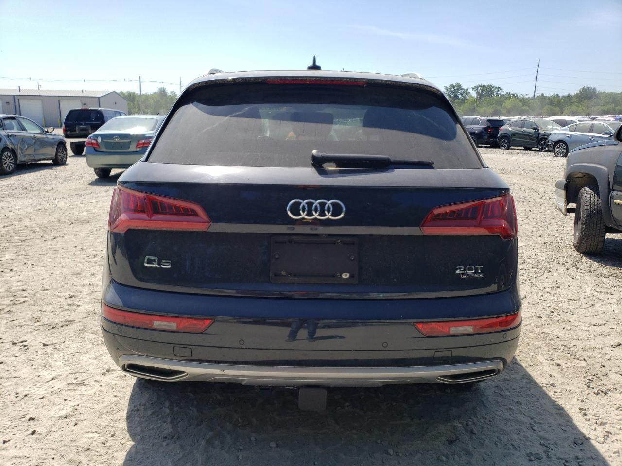 WA1BNAFY5J2060286 2018 Audi Q5 Premium Plus