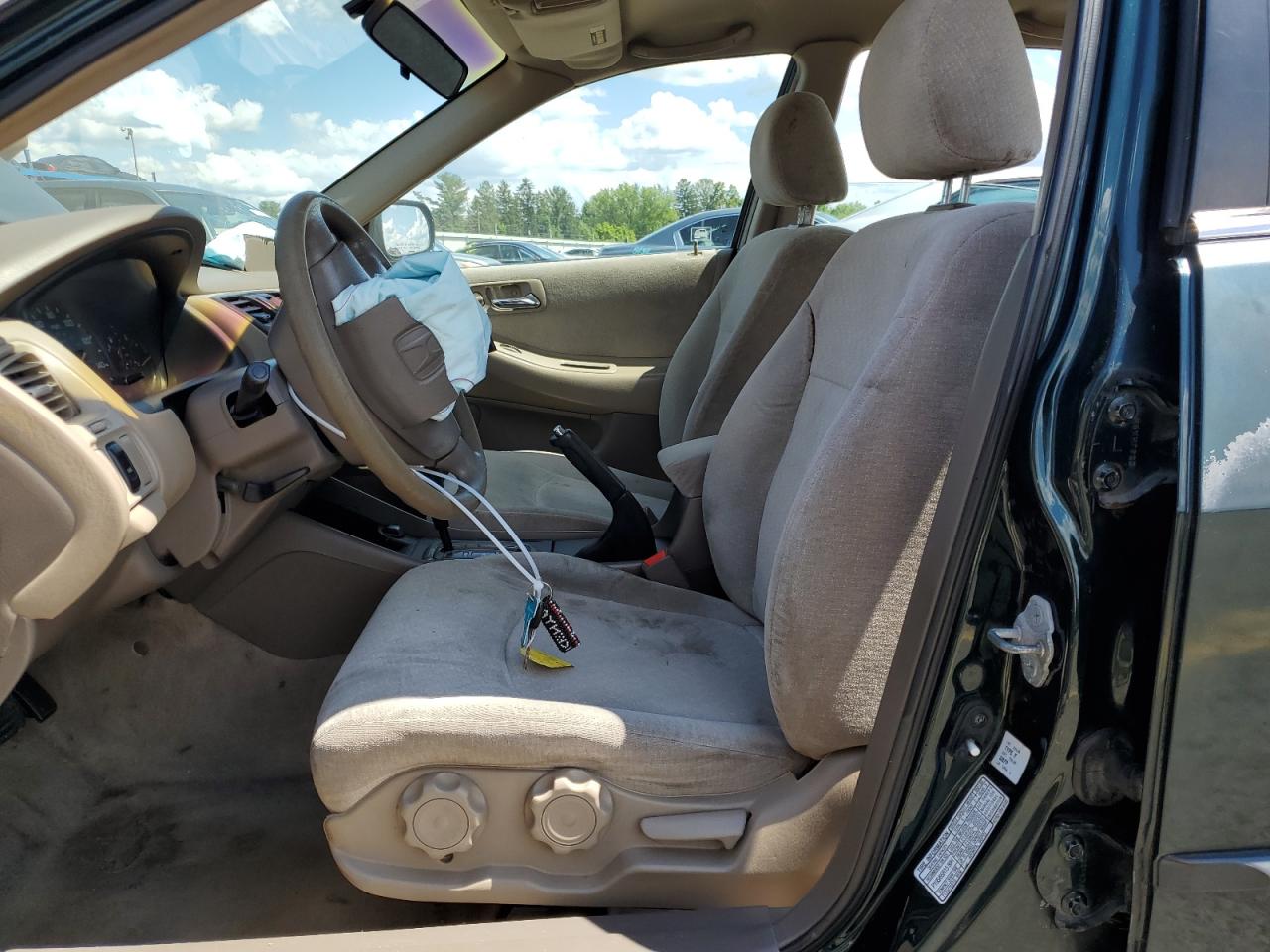 1HGCG66561A088399 2001 Honda Accord Lx