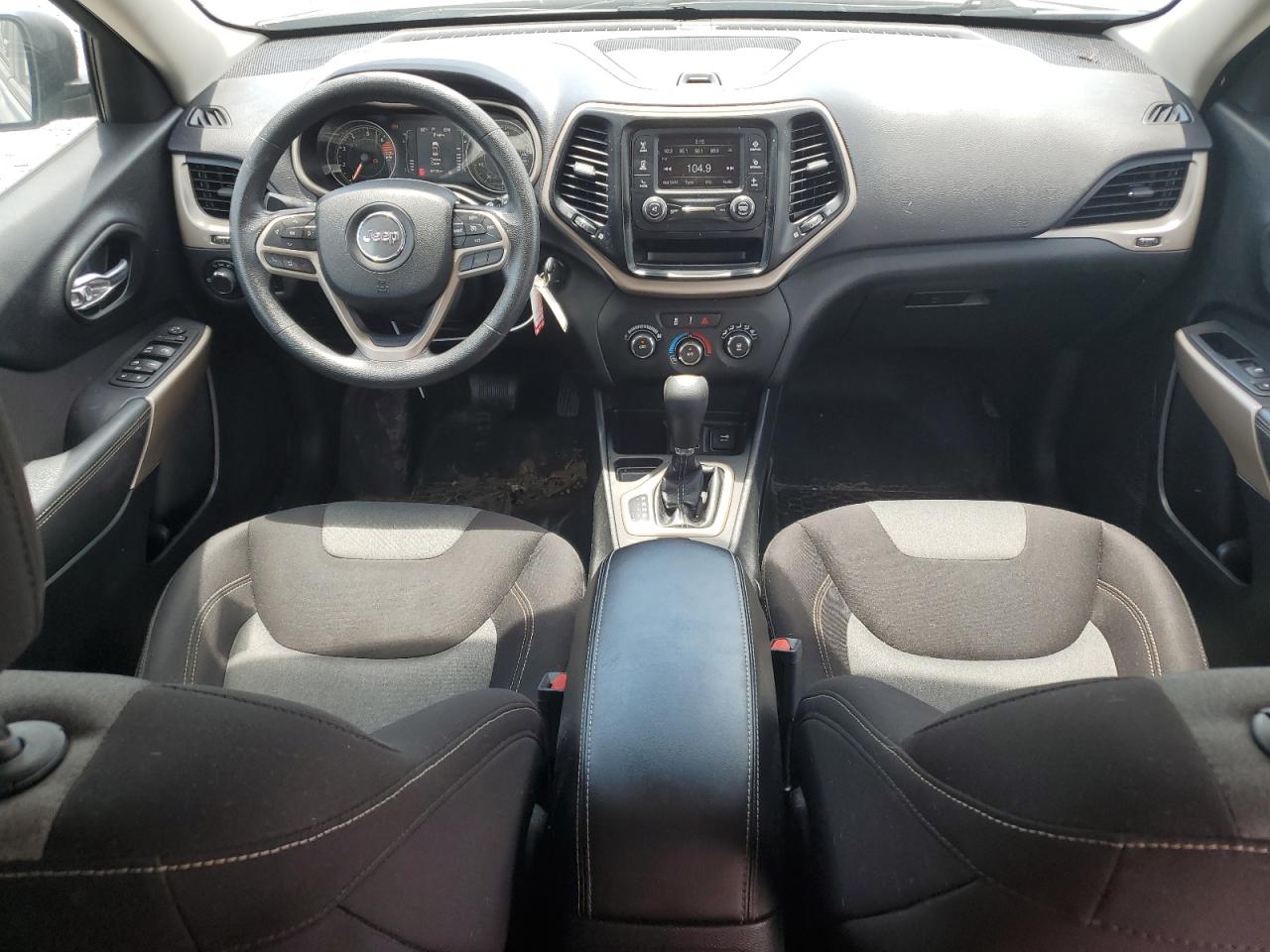 1C4PJLAB2HW593172 2017 Jeep Cherokee Sport