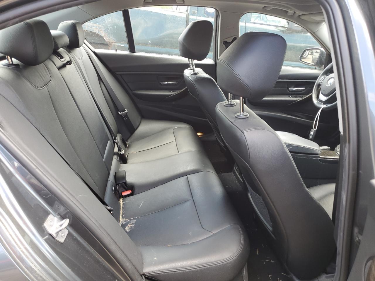 WBA3B5G58FNS13972 2015 BMW 328 Xi Sulev