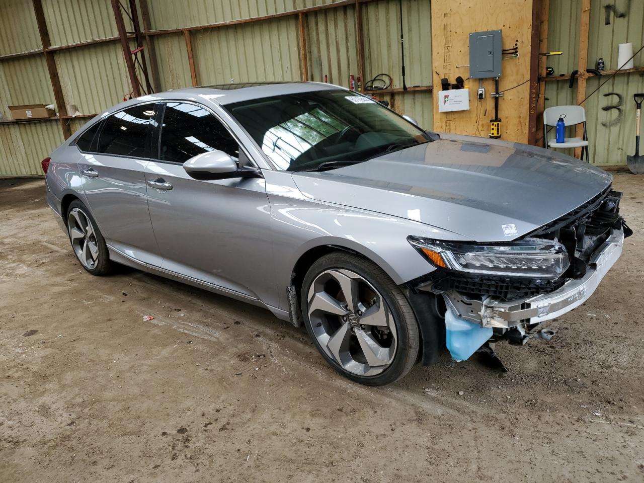 2019 Honda Accord Touring vin: 1HGCV2F94KA801609