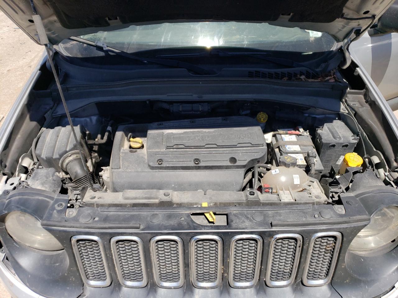 ZACCJBAH3JPH40910 2018 Jeep Renegade Sport