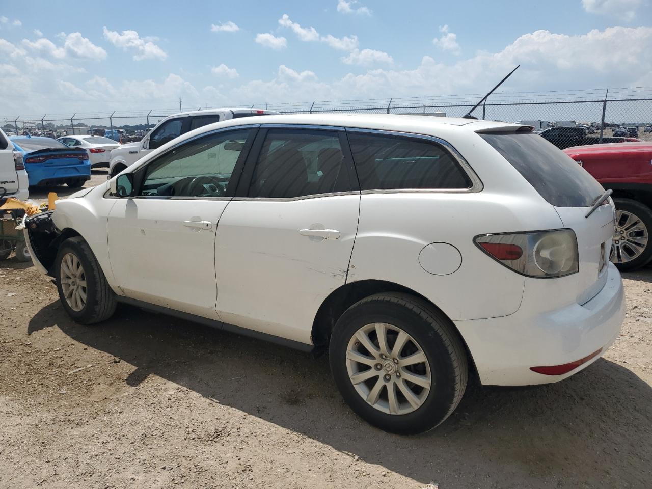 JM3ER2B56B0385672 2011 Mazda Cx-7