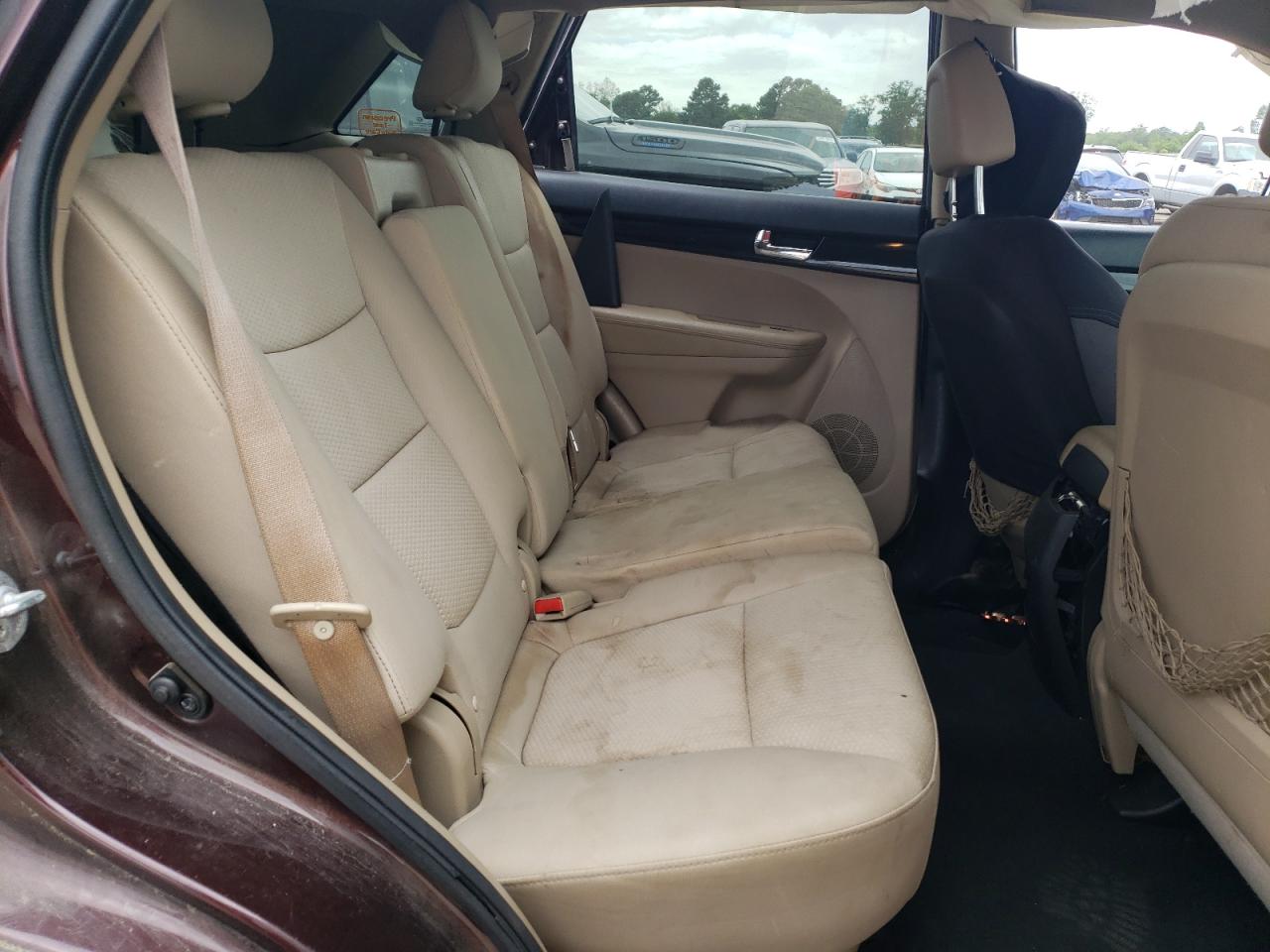 5XYKT3A16CG199630 2012 Kia Sorento Base