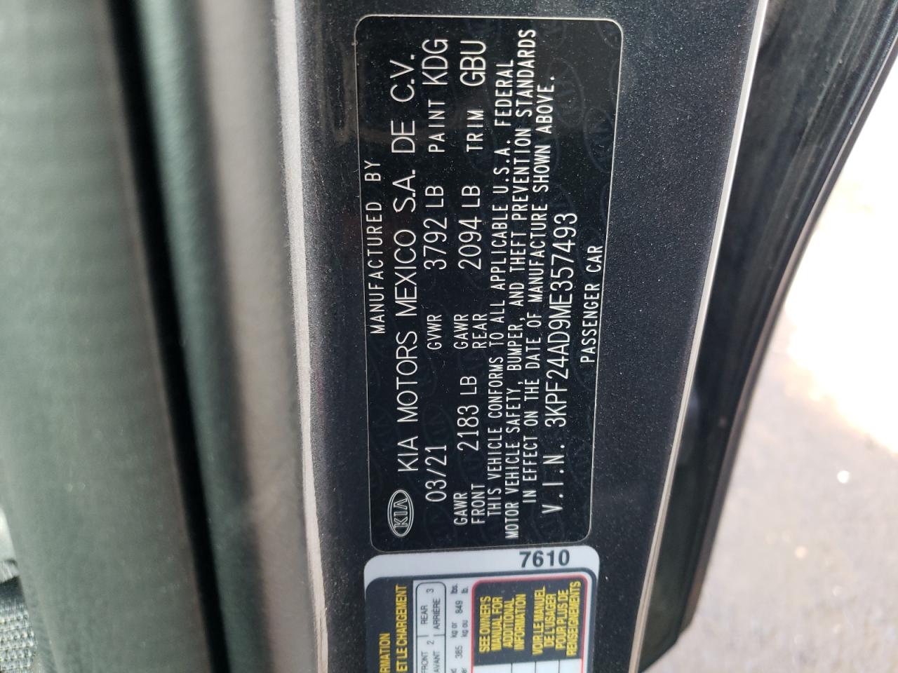 3KPF24AD9ME357493 2021 Kia Forte Fe