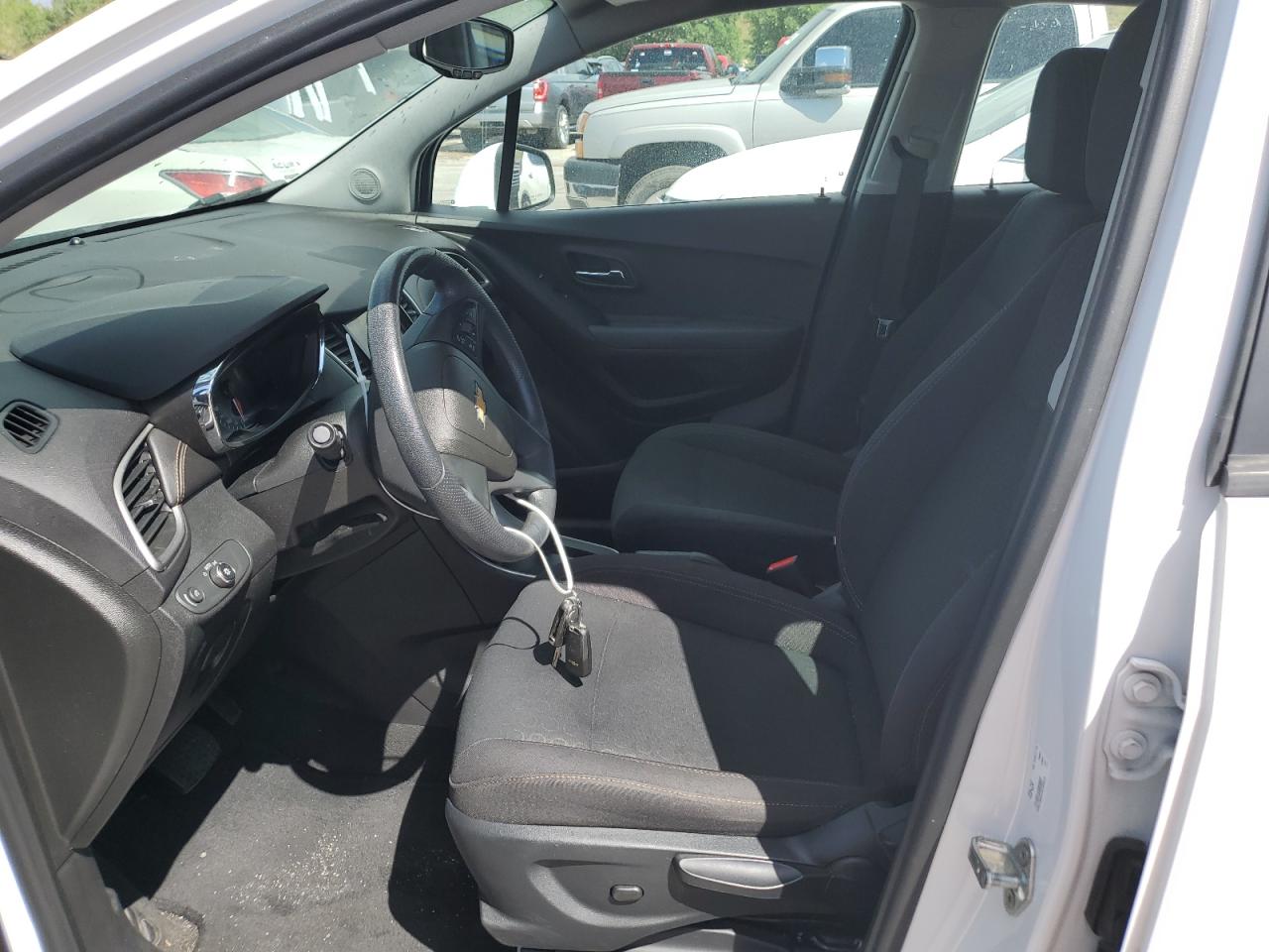 3GNCJNSB4JL228228 2018 Chevrolet Trax Ls