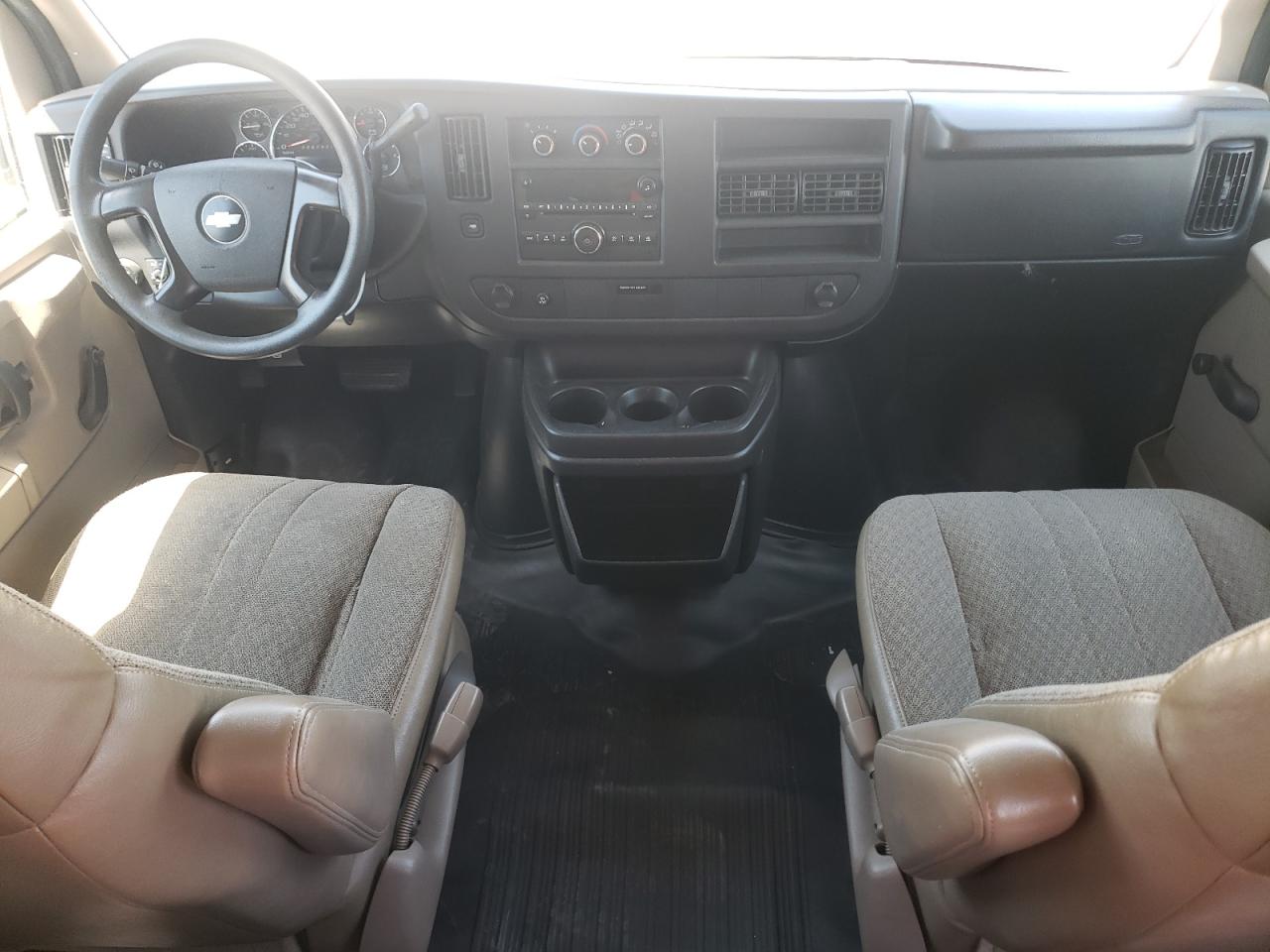 1GNFG154481210802 2008 Chevrolet Express G1500