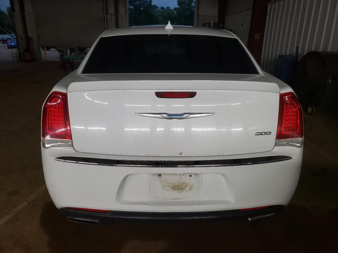2C3CCAAG9HH553070 2017 Chrysler 300 Limited