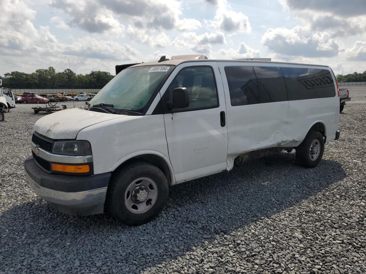 1GAZGPFG2J1263286 2018 Chevrolet Express G3500 Lt