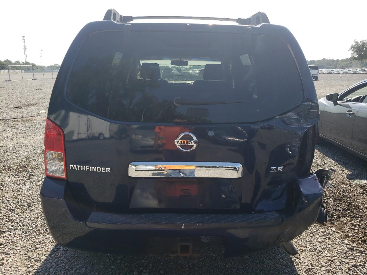 5N1AR18U67C621531 2007 Nissan Pathfinder Le