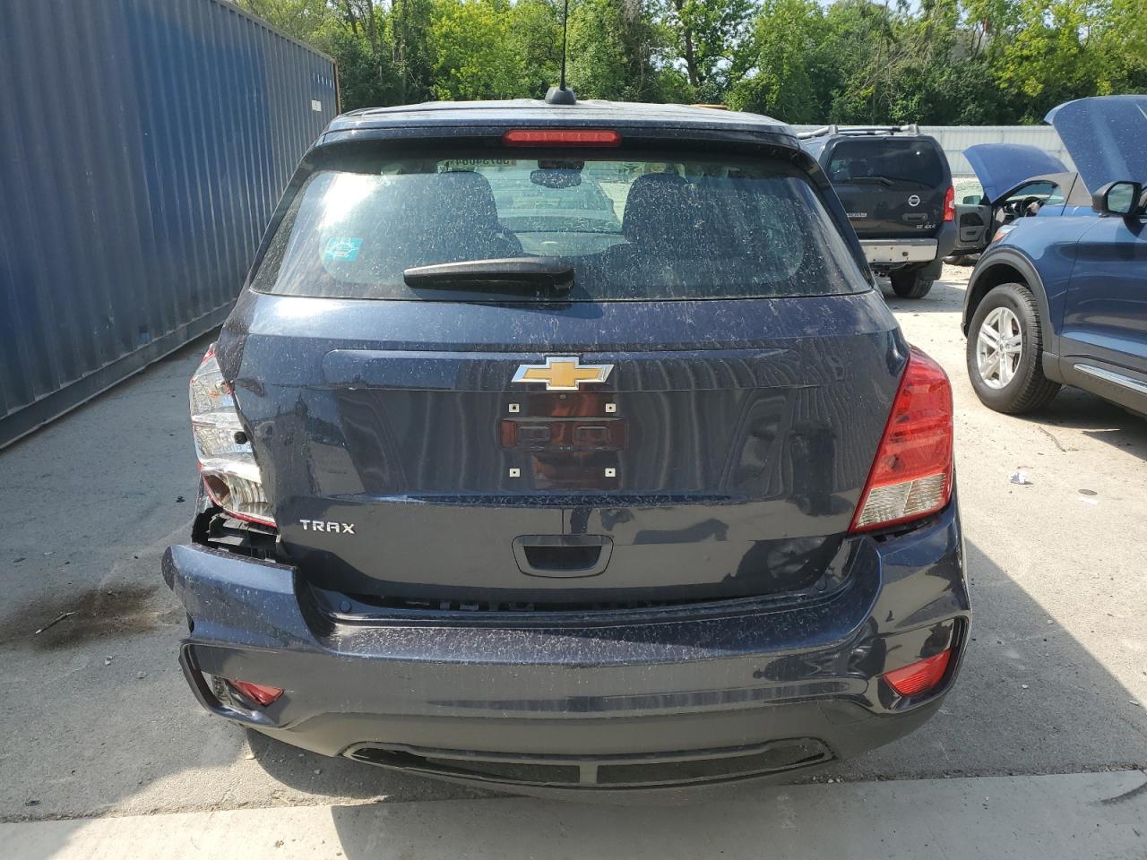 3GNCJKSB8KL216096 2019 Chevrolet Trax Ls