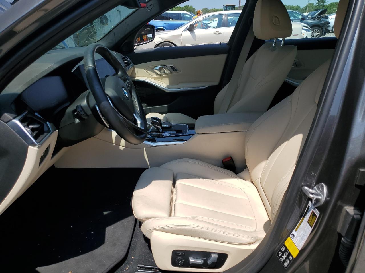 3MW5R7J05M8B61083 2021 BMW 330Xi