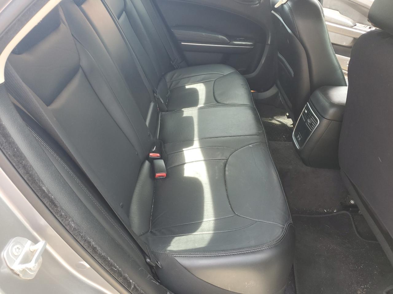 2C3CCAAG0GH295634 2016 Chrysler 300 Limited