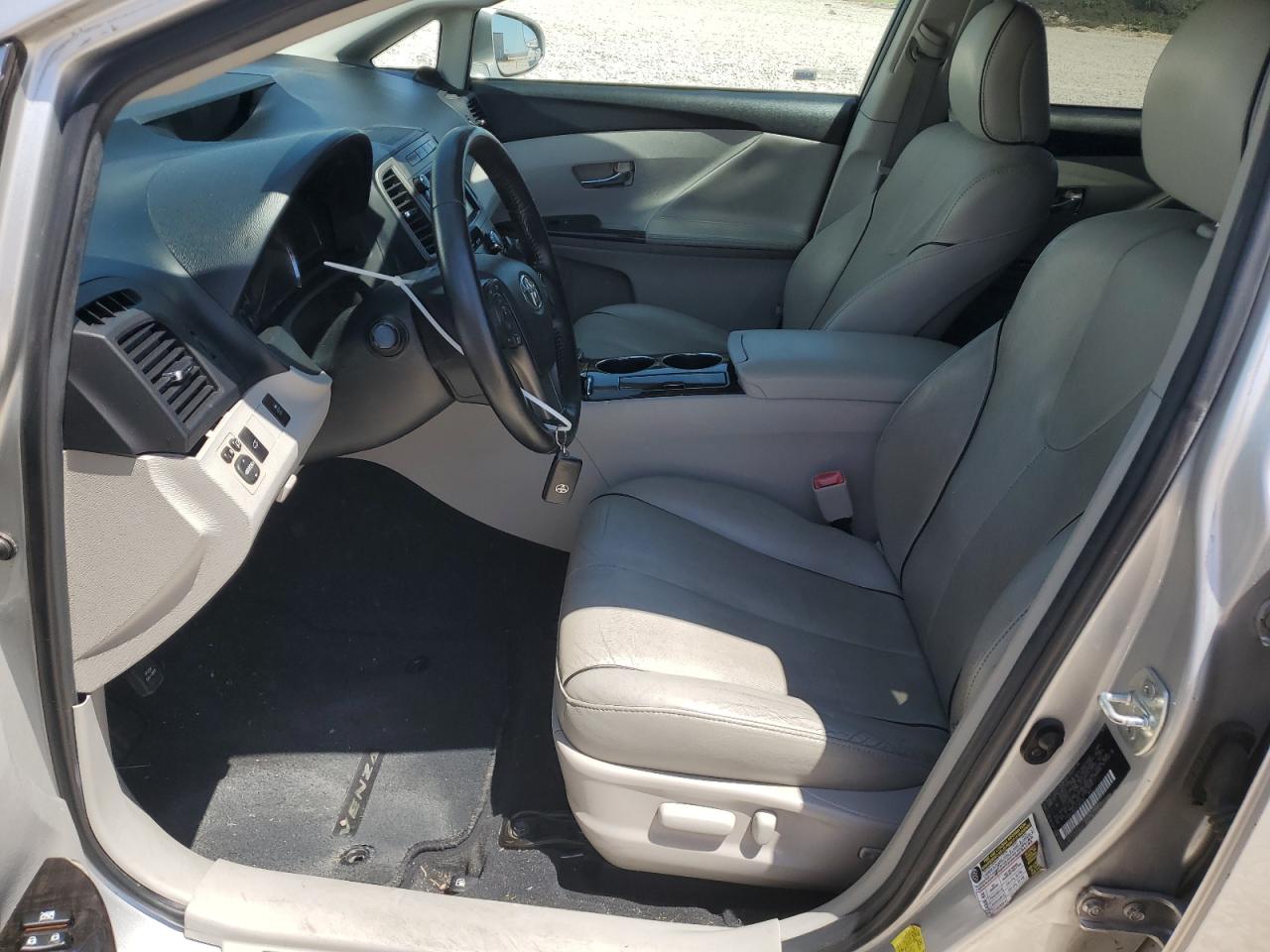 4T3ZK3BB1EU065587 2014 Toyota Venza Le