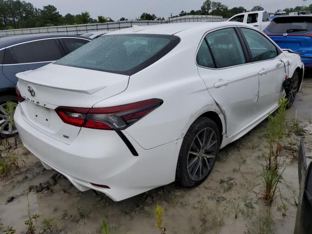 VIN 4T1G11AK4MU554797 2021 Toyota Camry, SE no.3