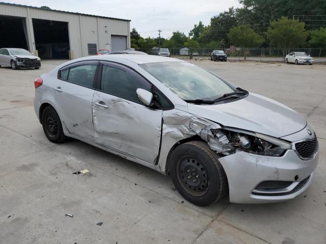 VIN KNAFK4A60G5458937 2016 KIA Forte, LX no.4