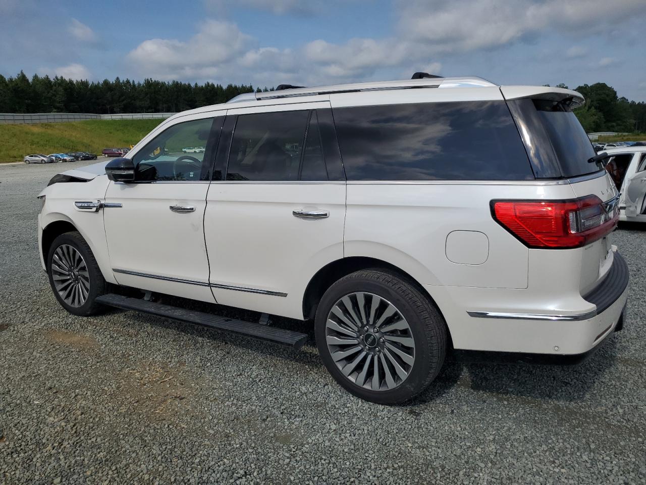 5LMJJ2LT5KEL16463 2019 Lincoln Navigator Reserve