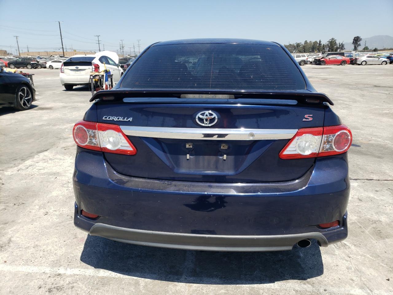 2013 Toyota Corolla Base vin: 5YFBU4EE1DP099593