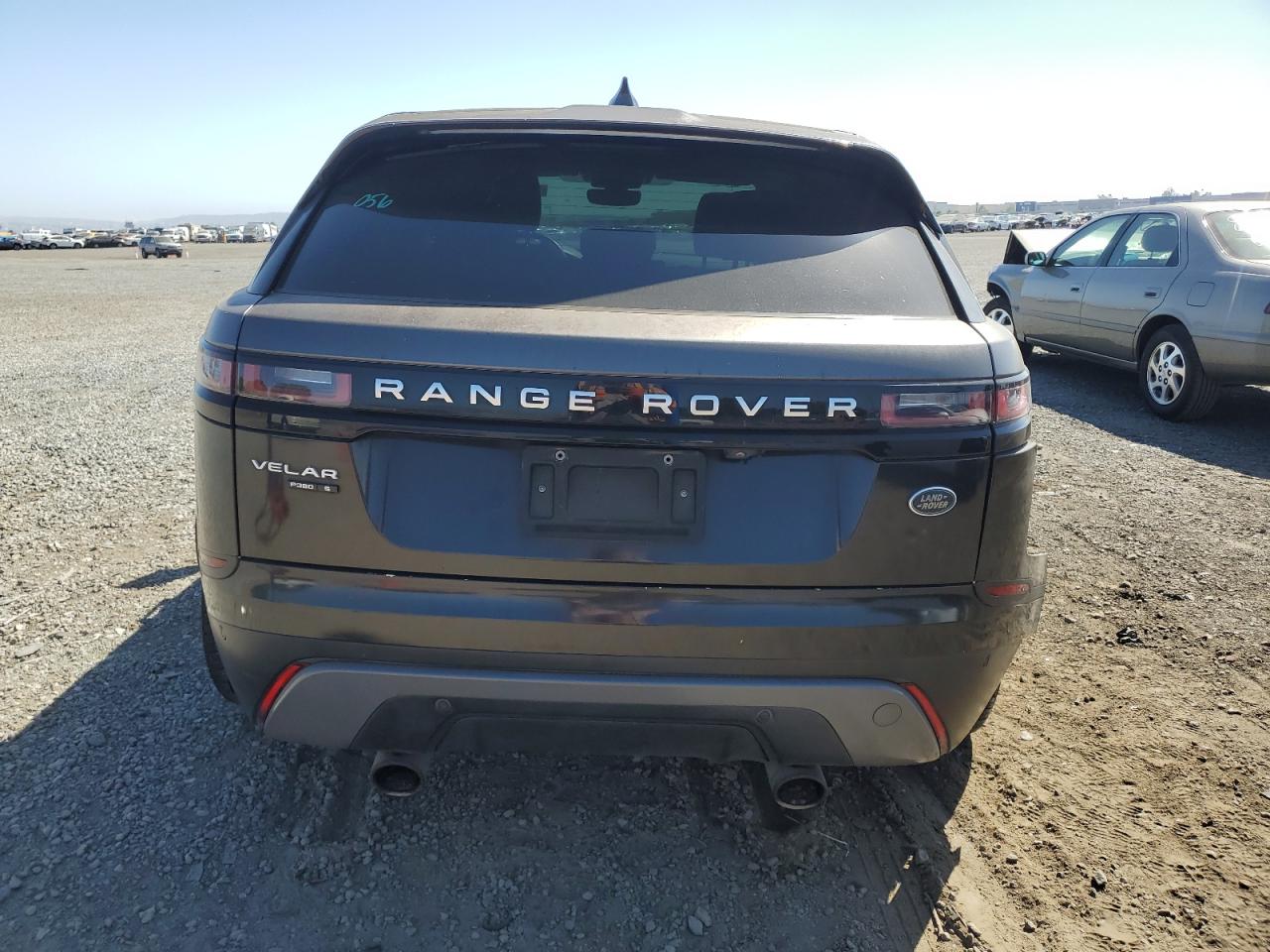 SALYB2RV0JA726680 2018 Land Rover Range Rover Velar S