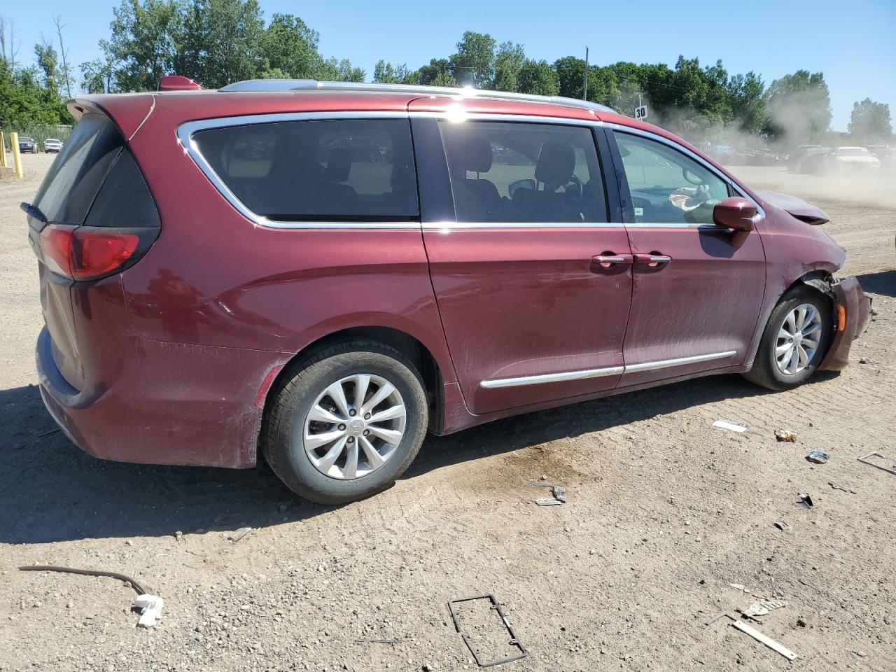 2C4RC1BG7JR317232 2018 Chrysler Pacifica Touring L