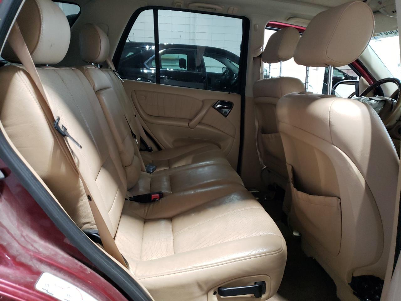 4JGAB54E41A233050 2001 Mercedes-Benz Ml 320