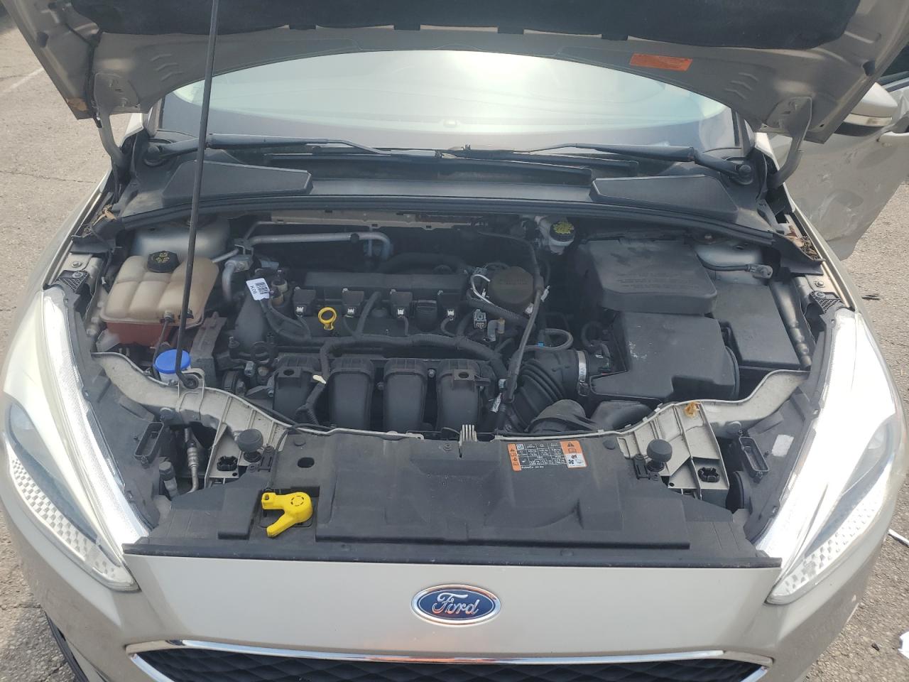 1FADP3K25FL320246 2015 Ford Focus Se