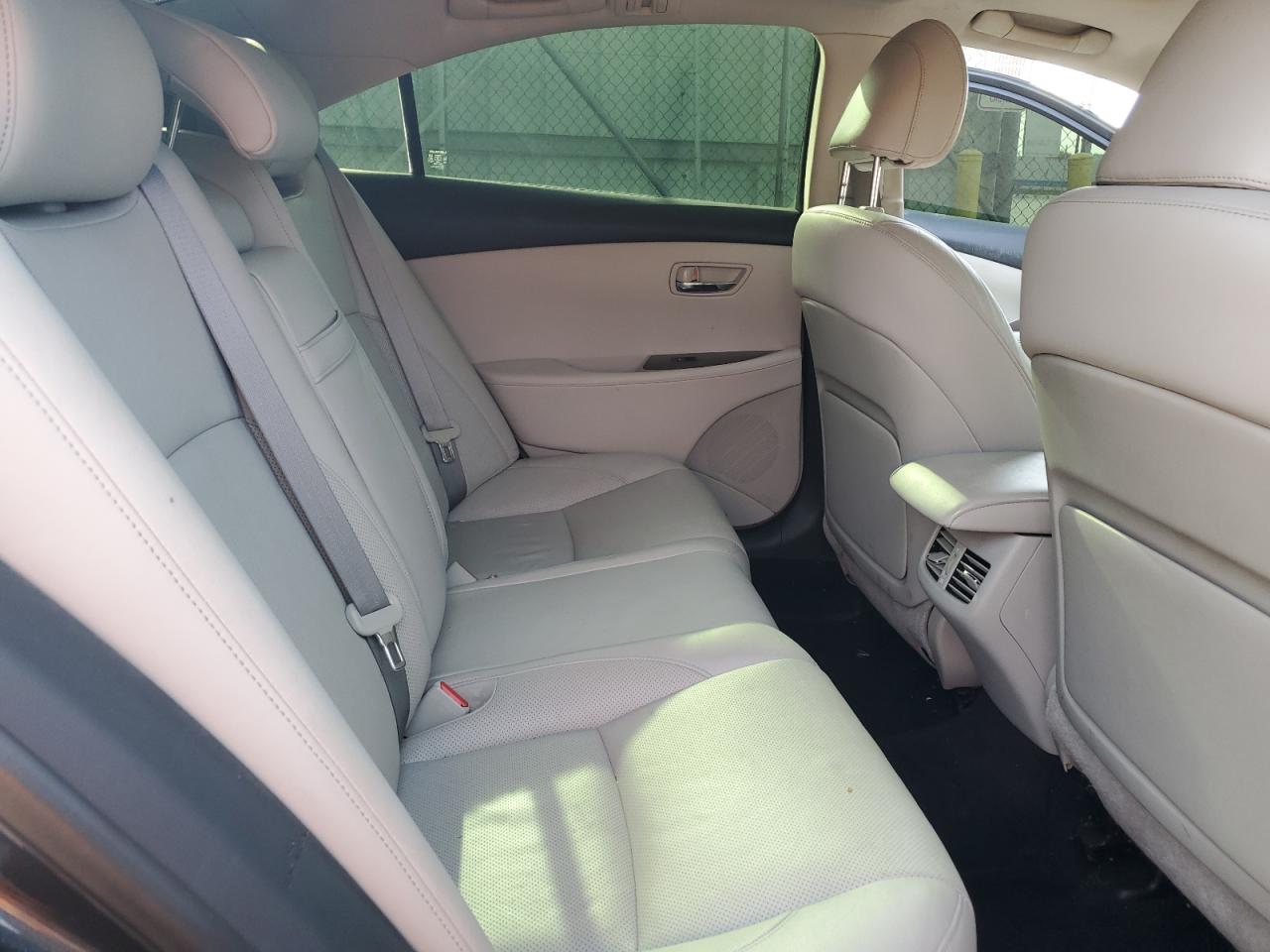 JTHBK1EG6B2438283 2011 Lexus Es 350