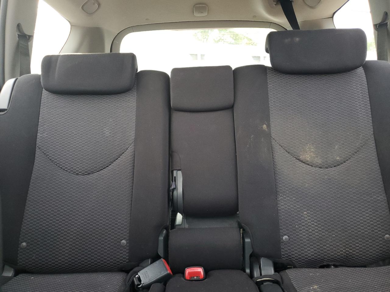 JTMRF4DV4B5039814 2011 Toyota Rav4 Sport