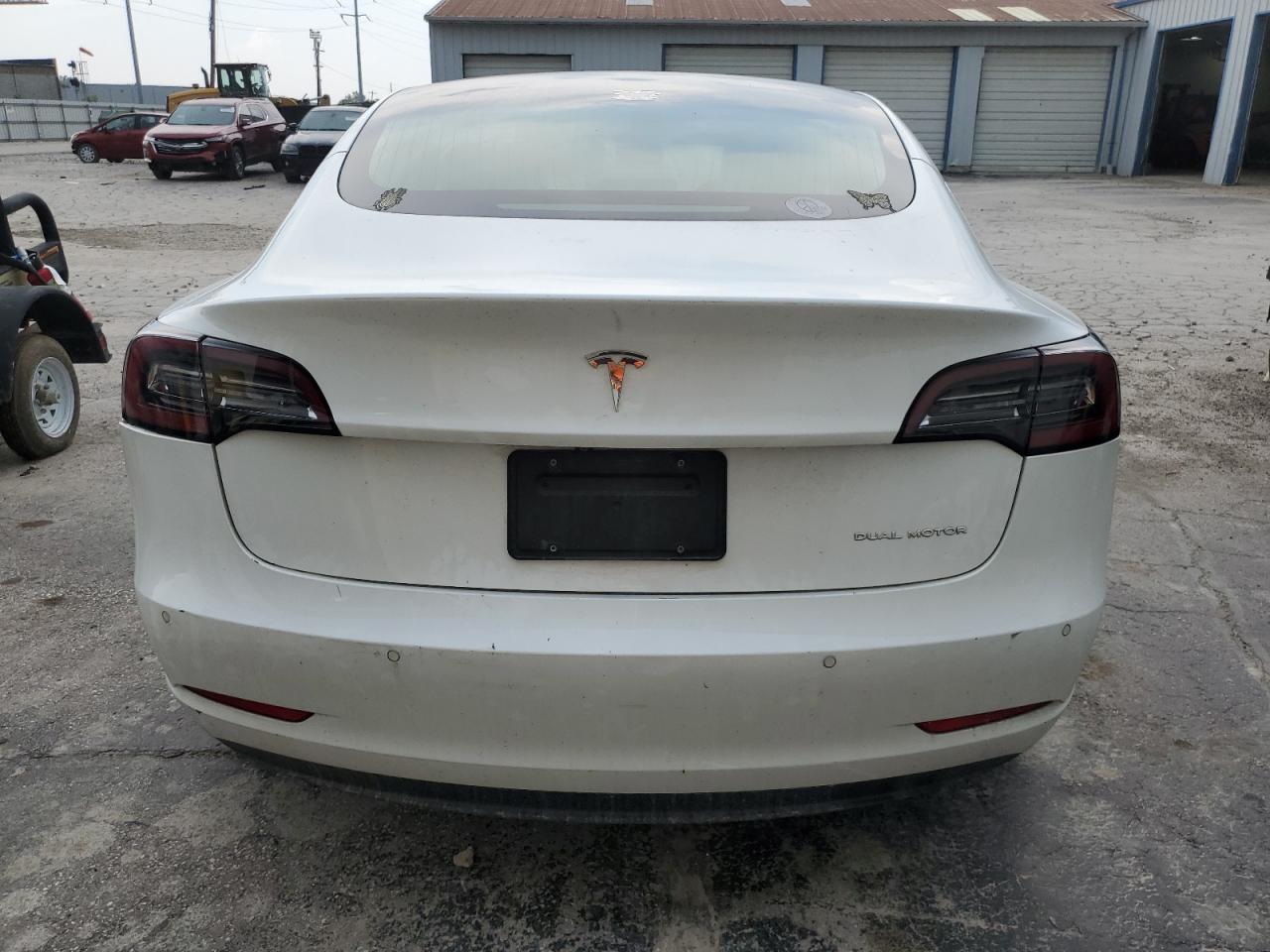 5YJ3E1EB0KF433241 2019 Tesla Model 3