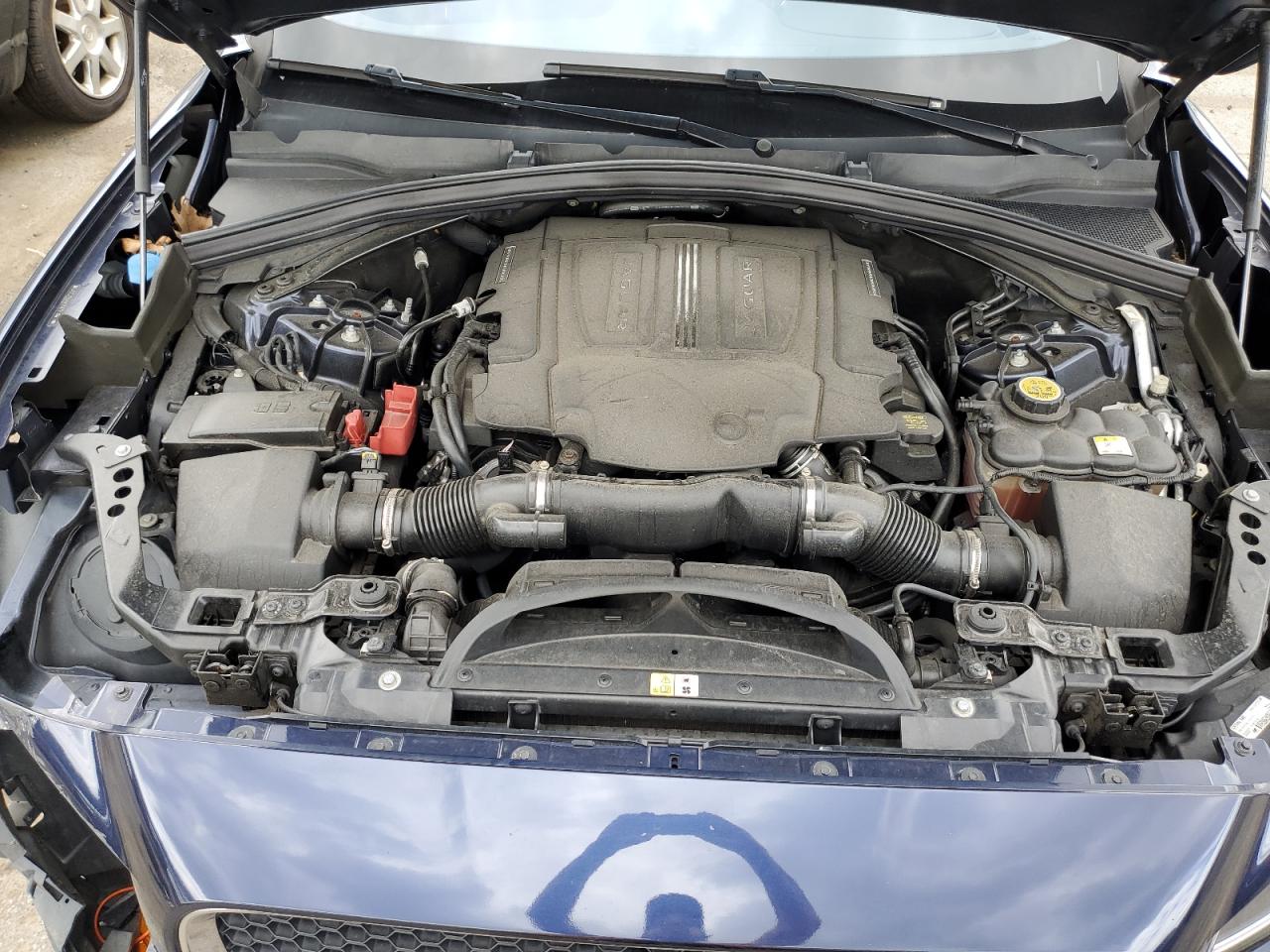 SADCJ2BV4HA074479 2017 Jaguar F-Pace Premium