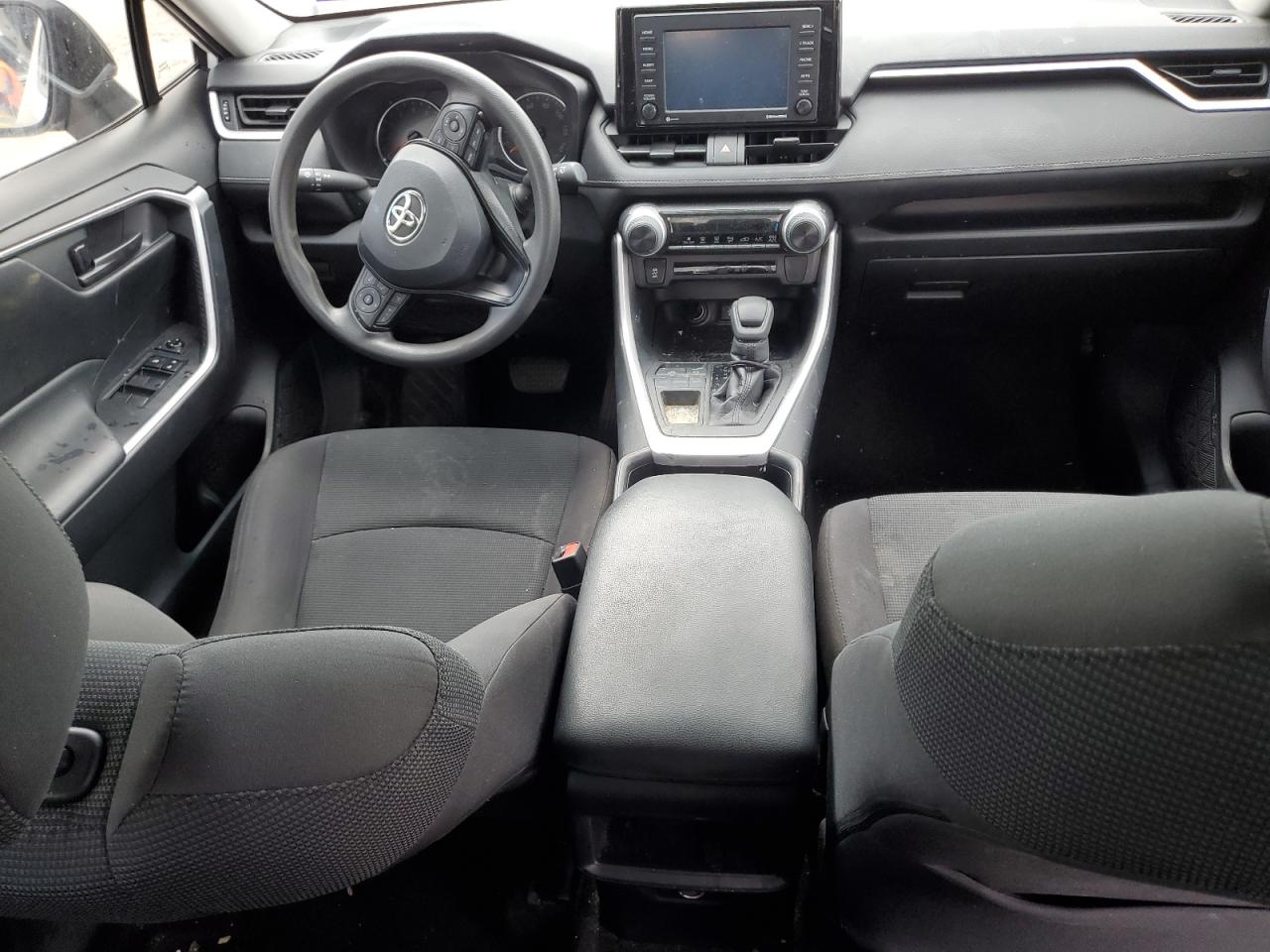 2T3H1RFV6MC126812 2021 Toyota Rav4 Le