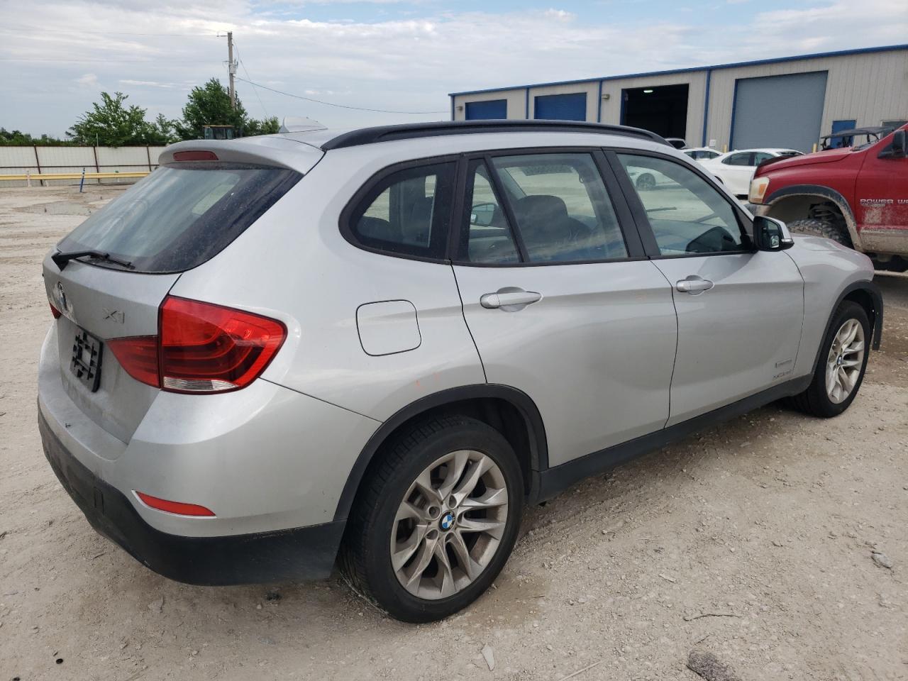 2015 BMW X1 xDrive28I vin: WBAVL1C5XFVY31623