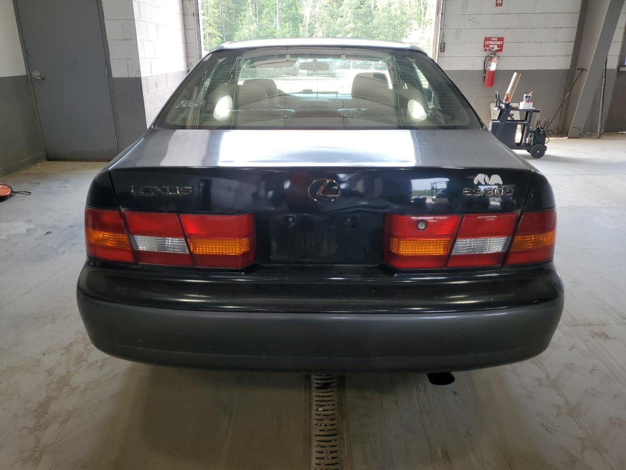 JT8BF28G3X0201551 1999 Lexus Es 300