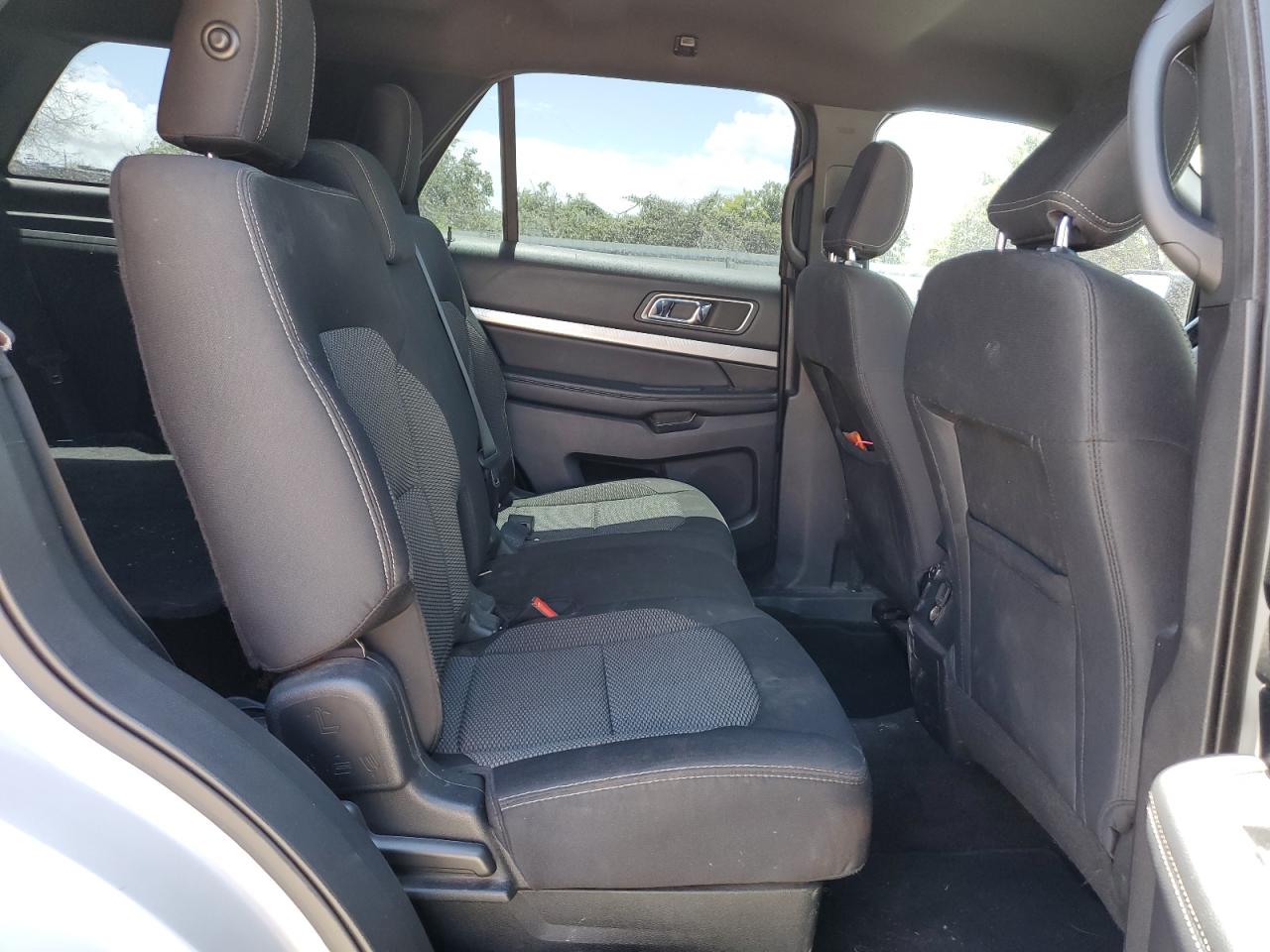 2018 Ford Explorer Xlt vin: 1FM5K7D80JGB77953