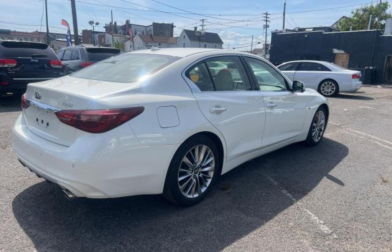 2018 Infiniti Q50 Luxe vin: JN1EV7AP1JM358037