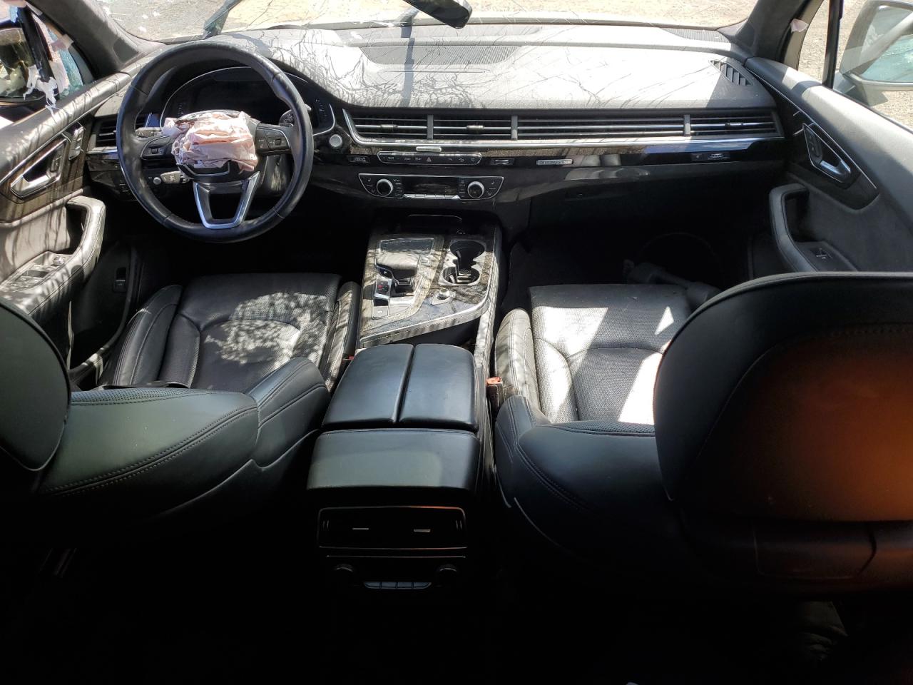 WA1VABF76JD011625 2018 Audi Q7 Prestige