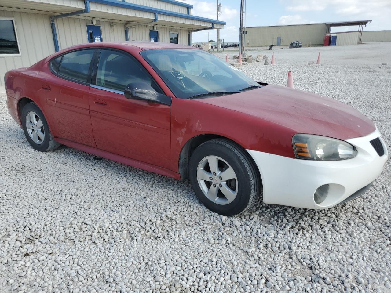 2G2WP552981118128 2008 Pontiac Grand Prix