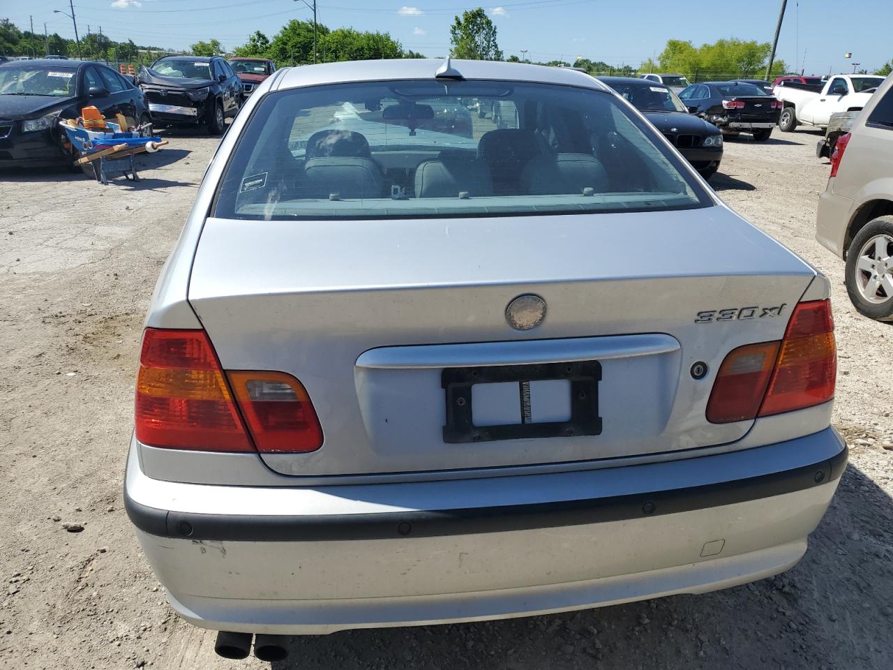 WBAEW53454PN33231 2004 BMW 330 Xi