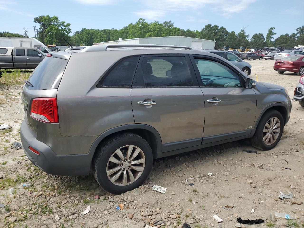 5XYKTDA25BG100812 2011 Kia Sorento Base