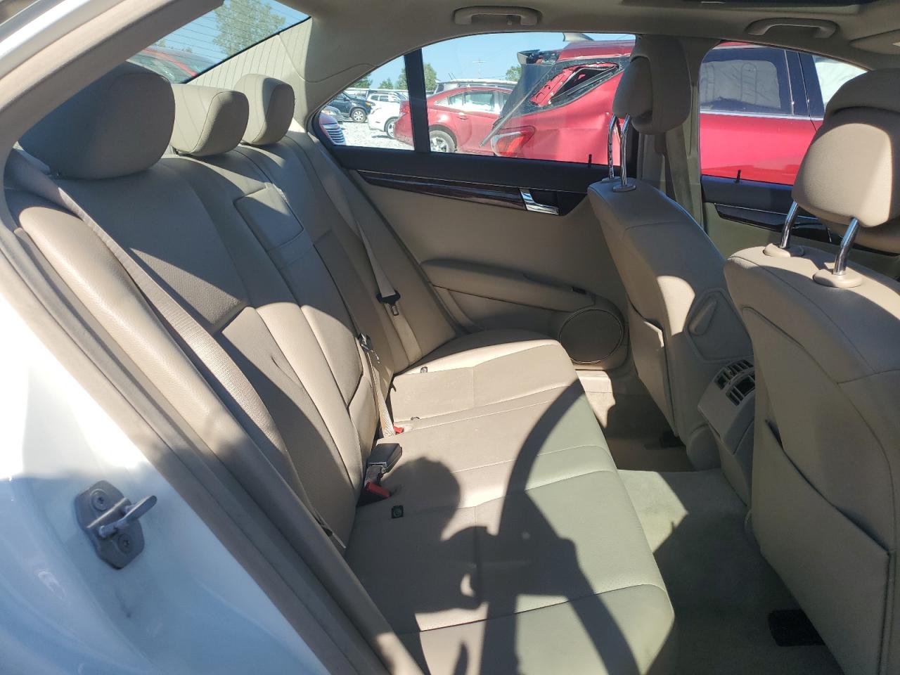 WDDGF81X89R060467 2009 Mercedes-Benz C 300 4Matic