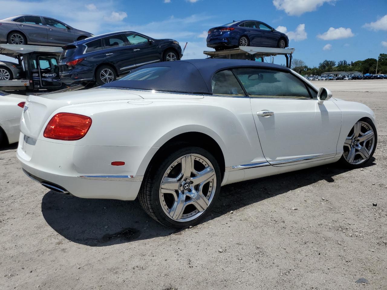 2013 Bentley Continental Gtc vin: SCBGR3ZA2DC081107