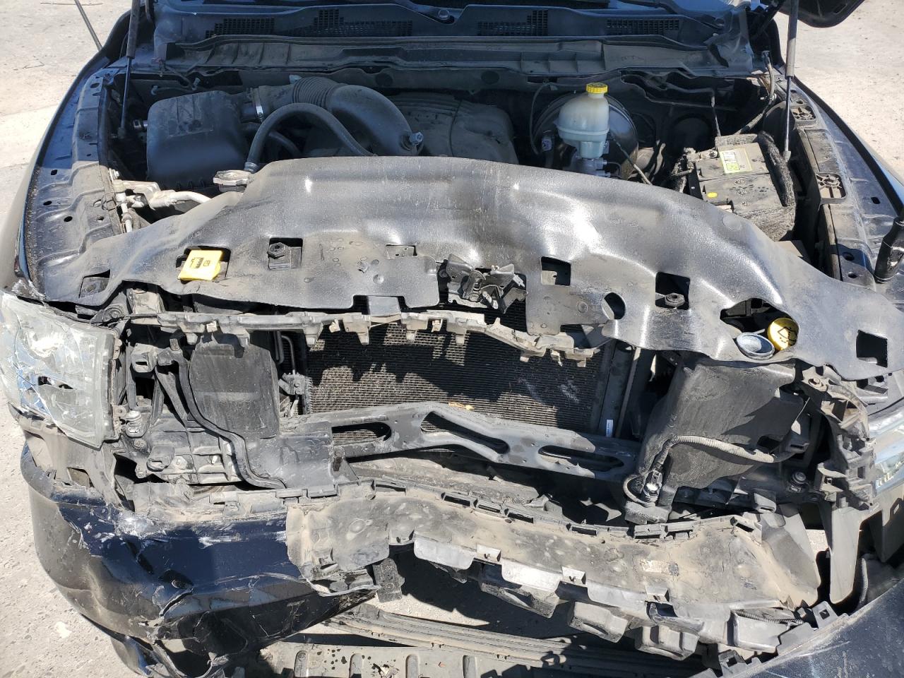 1C6RR7KT8FS689481 2015 Ram 1500 St