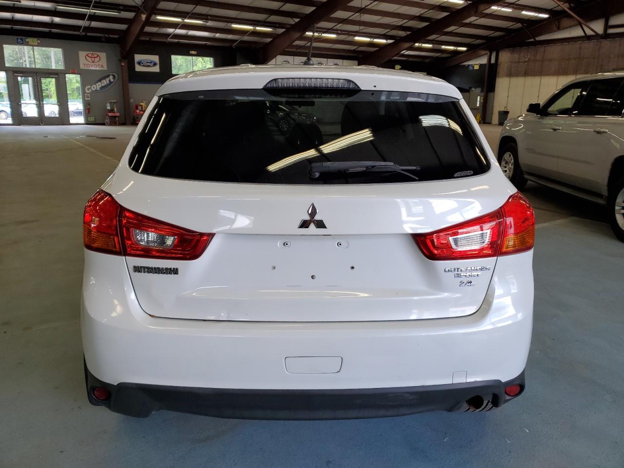 2015 Mitsubishi Outlander Sport Es vin: 4A4AR3AWXFE059186