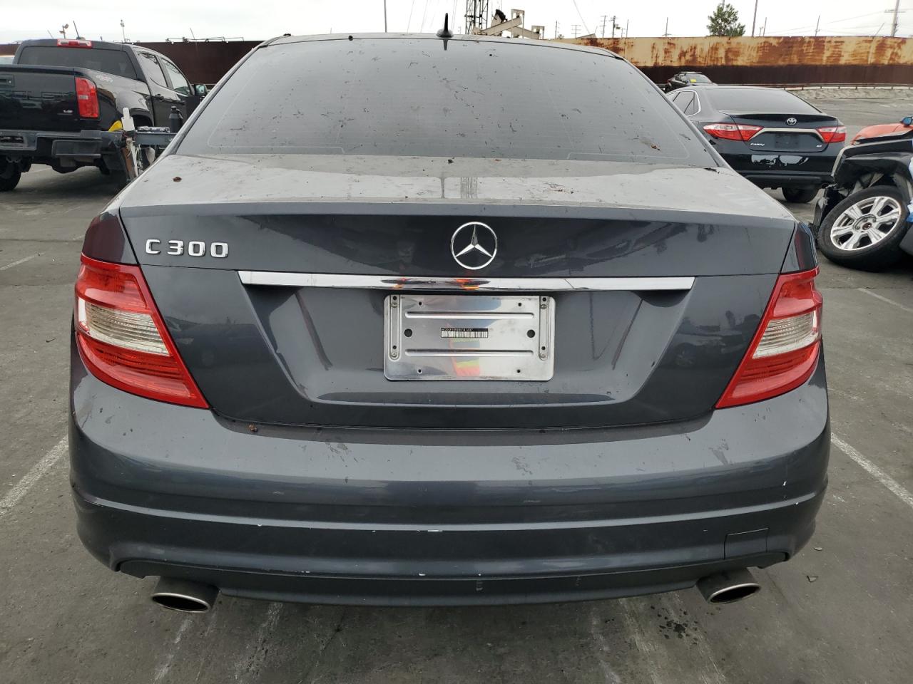 WDDGF5EB5BR141607 2011 Mercedes-Benz C 300