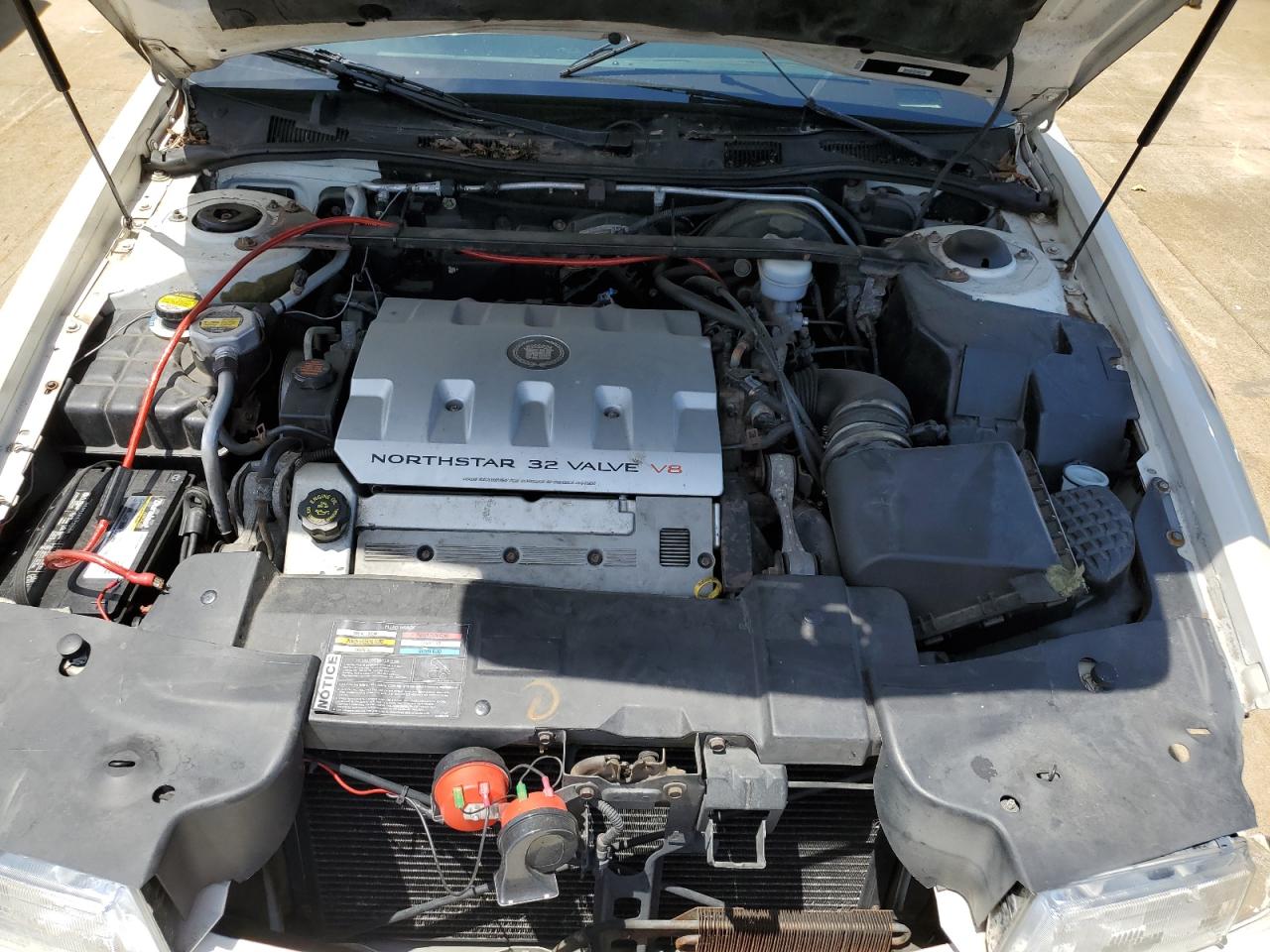 1G6EL12Y4YB704212 2000 Cadillac Eldorado Esc