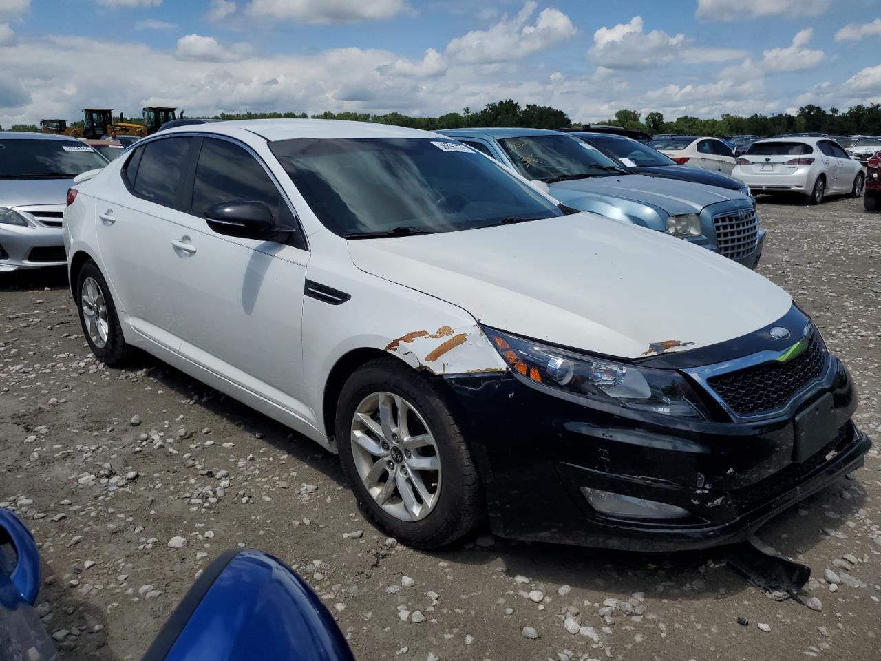 KNAGM4A74B5111014 2011 Kia Optima Lx