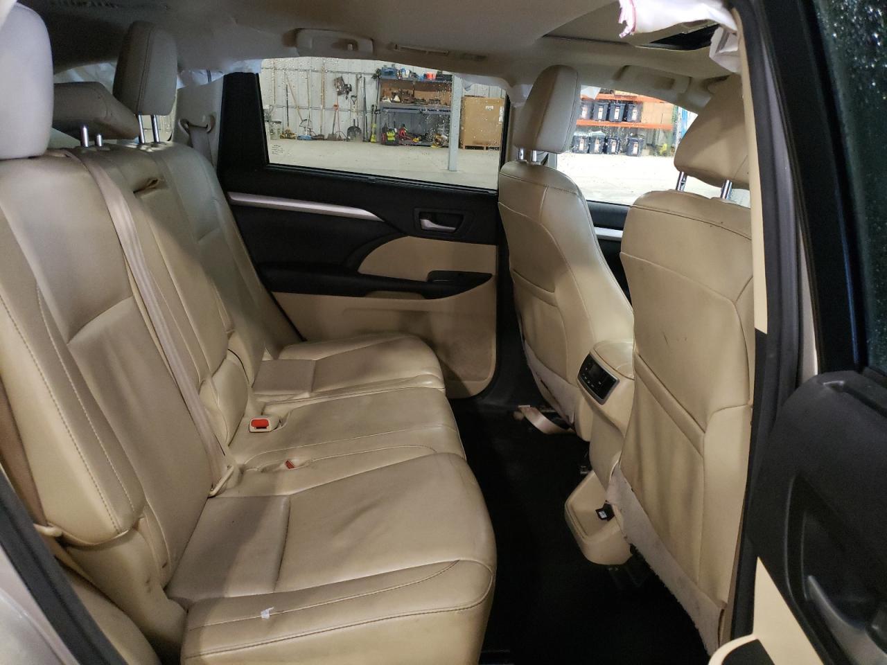 5TDJKRFH0FS214458 2015 Toyota Highlander Xle