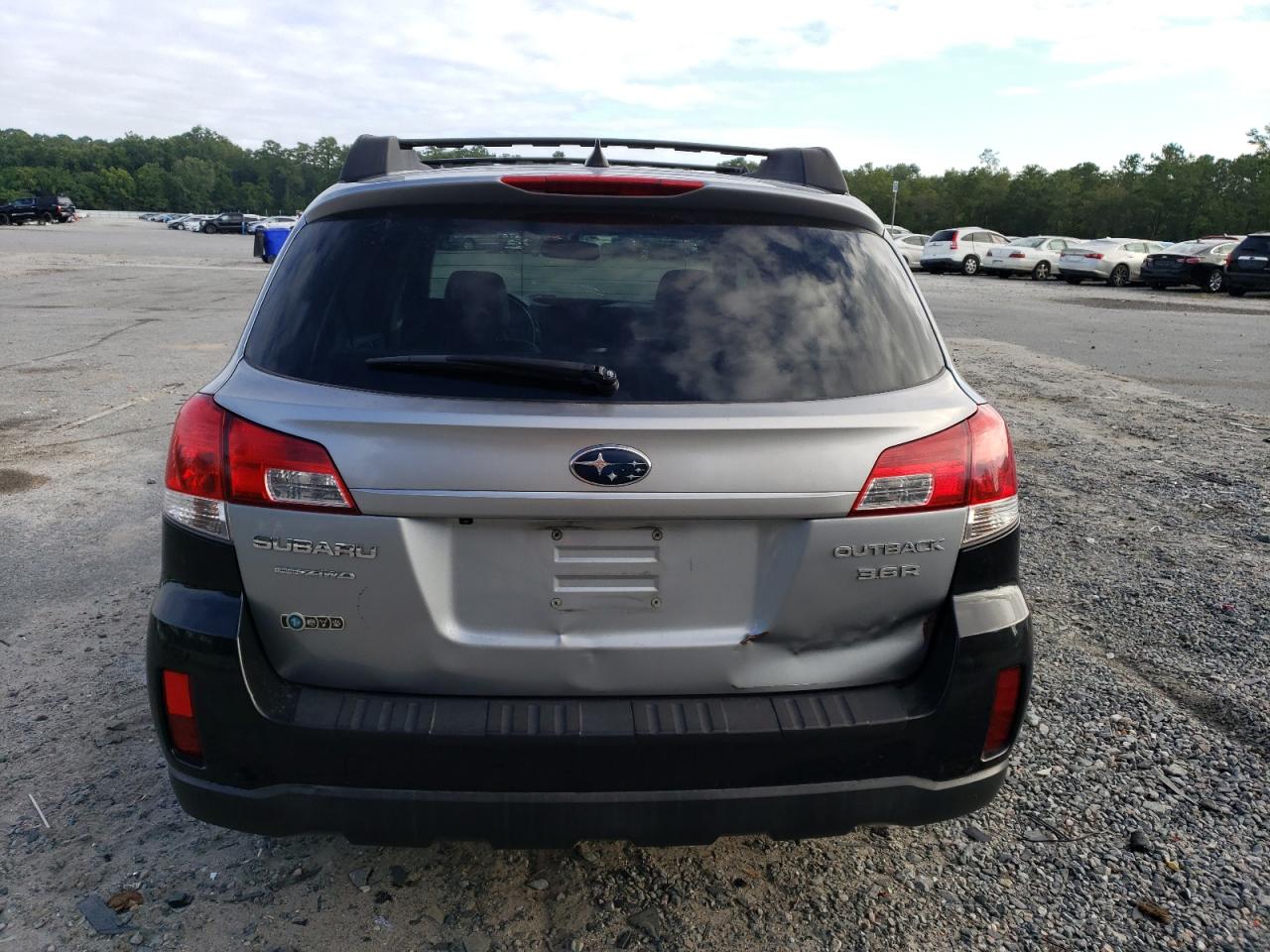 4S4BRDKC9B2426463 2011 Subaru Outback 3.6R Limited