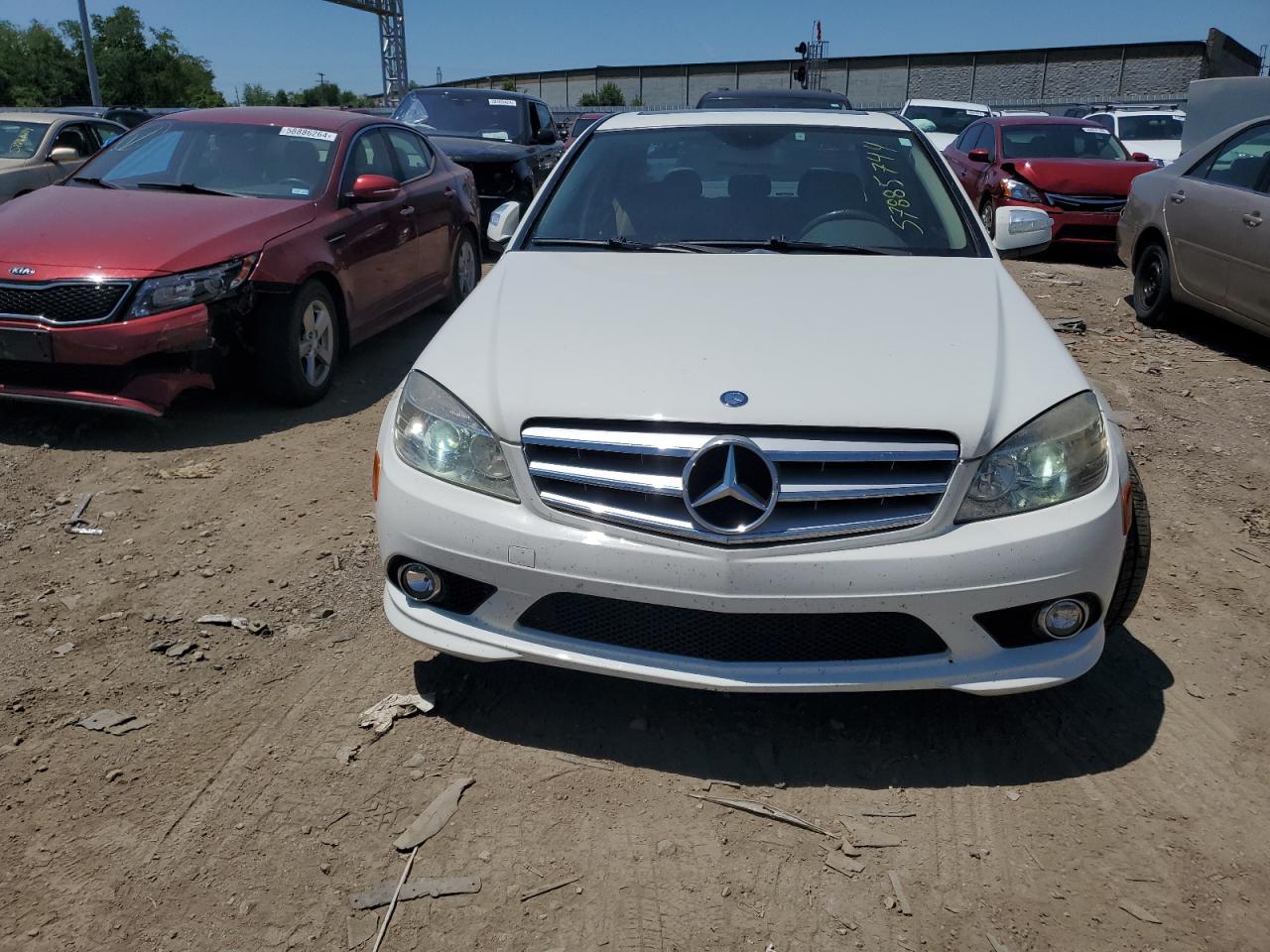 WDDGF54X89R083838 2009 Mercedes-Benz C 300