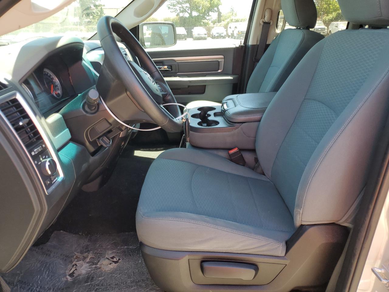 1C6RR7GGXGS149451 2016 Ram 1500 Slt